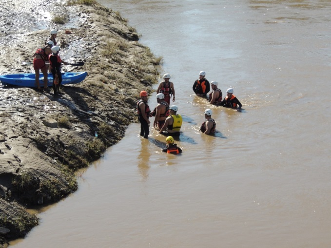 Departamentos Regionales de Rescate Acuático: Prácticas y Capacitaciones