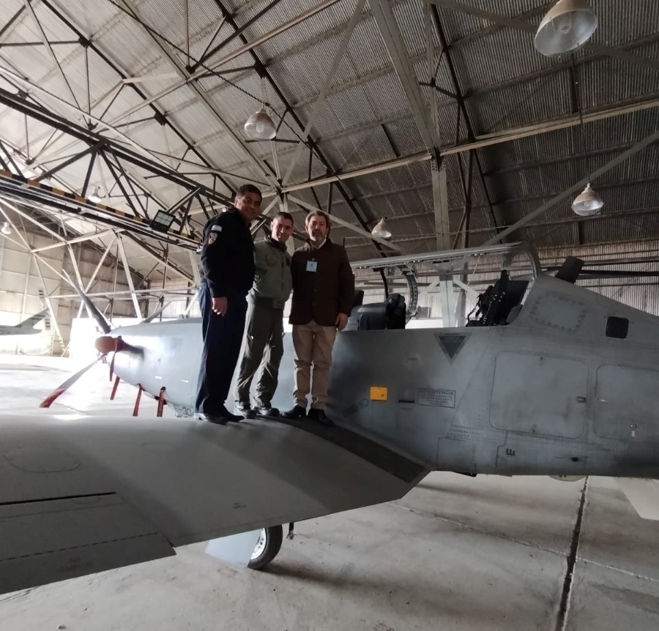 Autoridades Federativas visitaron la Escuela de Aviación Militar